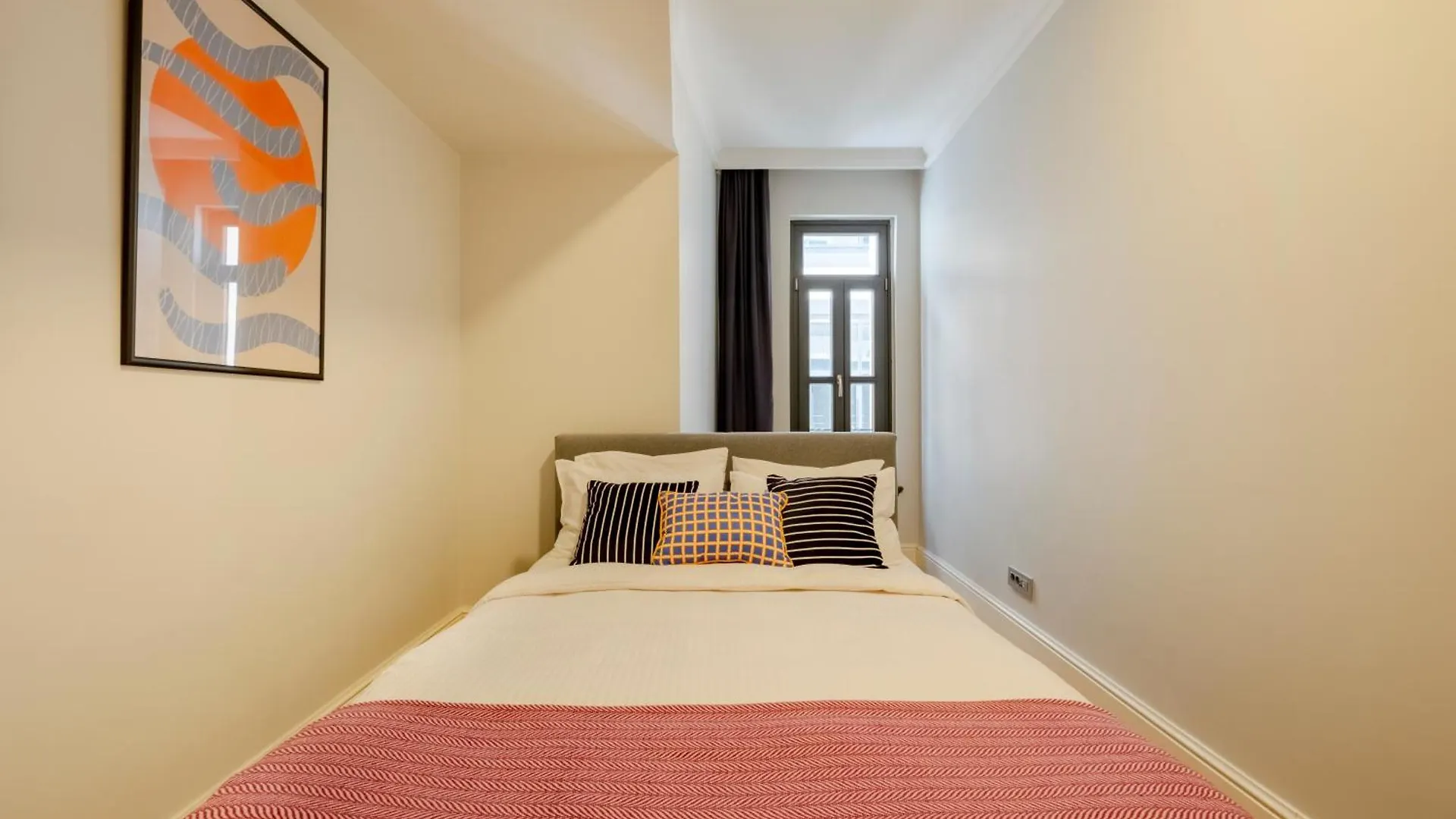 3-Bedroom New And Spacious Apartment 伊斯坦布尔